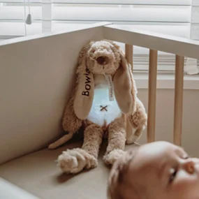 Personalisierte Kuscheltiere für Babys erstes Weihnachten